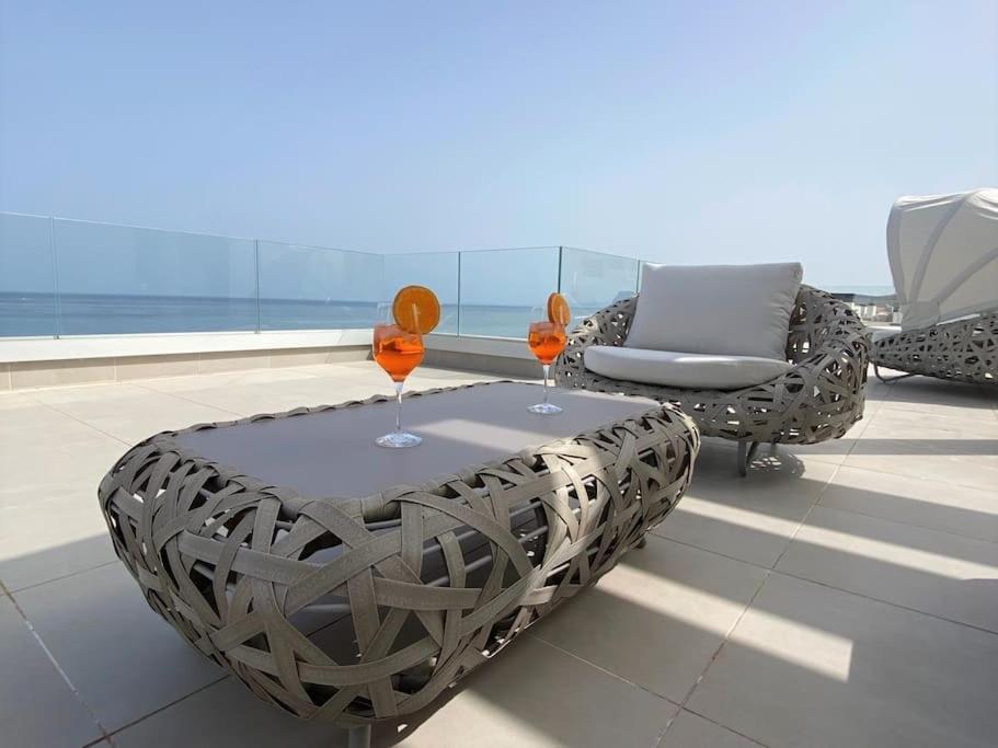 Apartmán Luxurious Penthouse With Huge Panoramic Terrace San Roque  Exteriér fotografie